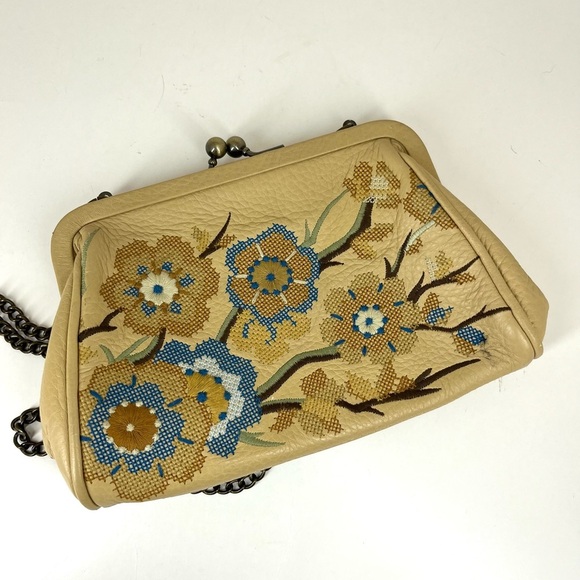 Isabella Fiore Boho Leather Embroidered Crossbody Purse Chain Strap Pre Owned - Picture 2 of 10